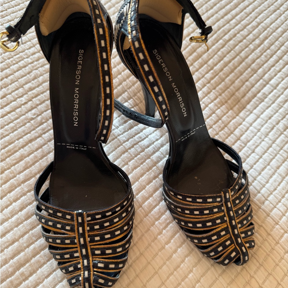 Sigerson Morrison Black and Gold Woven Strappy D’Orsay Pumps